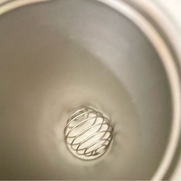 Starbucks 2024 Winter Angular Neon Yellow Stainless Steel Tumbler - Picture 14 of 16